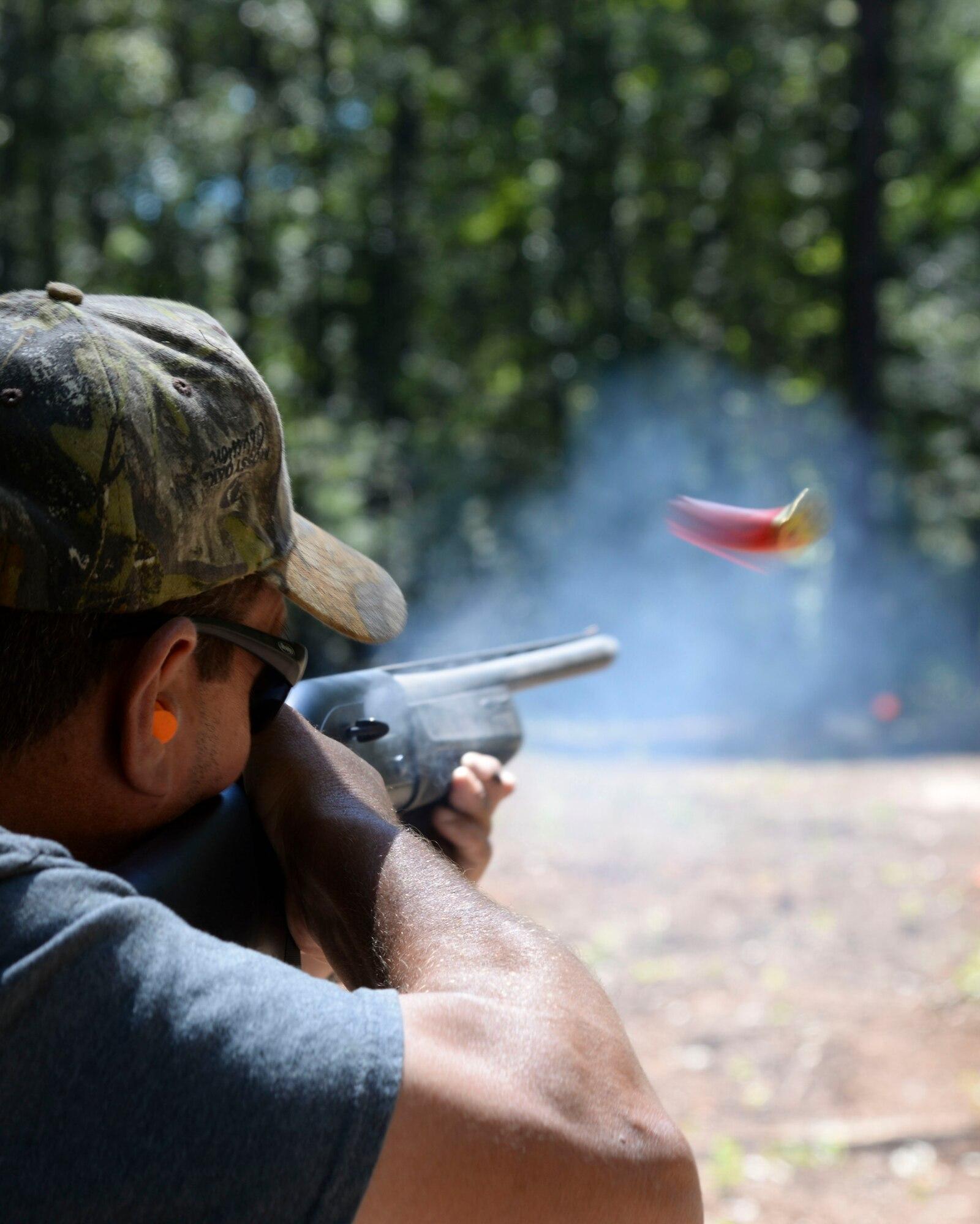 Golfing with a shotgun at the new shooting range > Barksdale Air ...