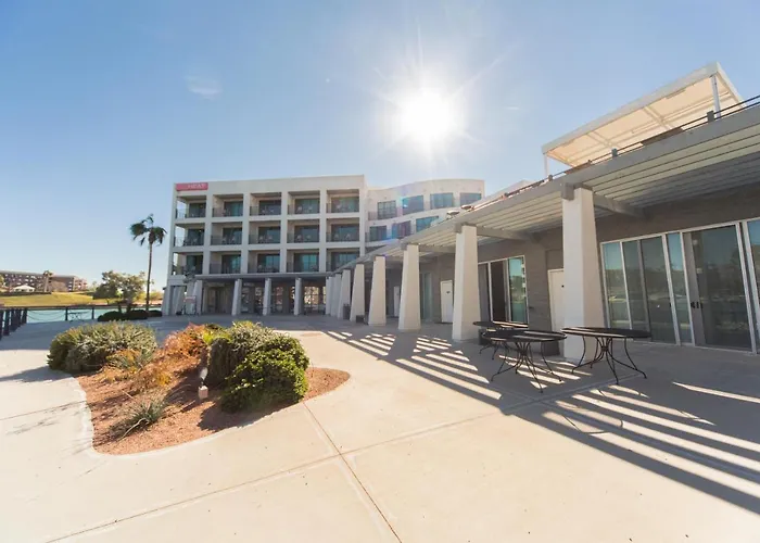 Top Hotels in Lake Havasu City for an Unforgettable Stay