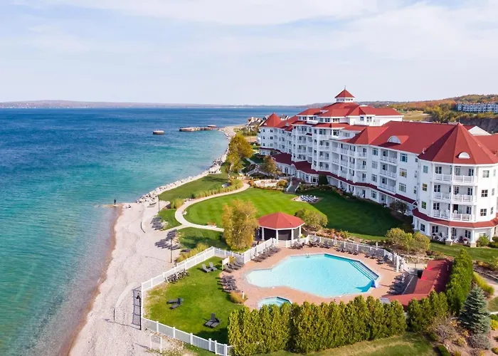 Top-Rated Hotels in Petoskey: Your Ultimate Accommodation Guide