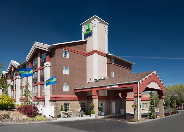 Explore Top Hotels in Wenatchee WA for a Memorable Stay