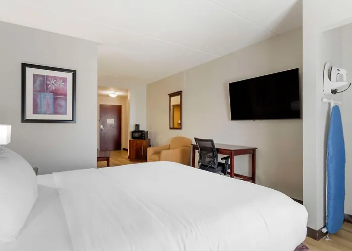 Top Hotels in Kodak, Tennessee