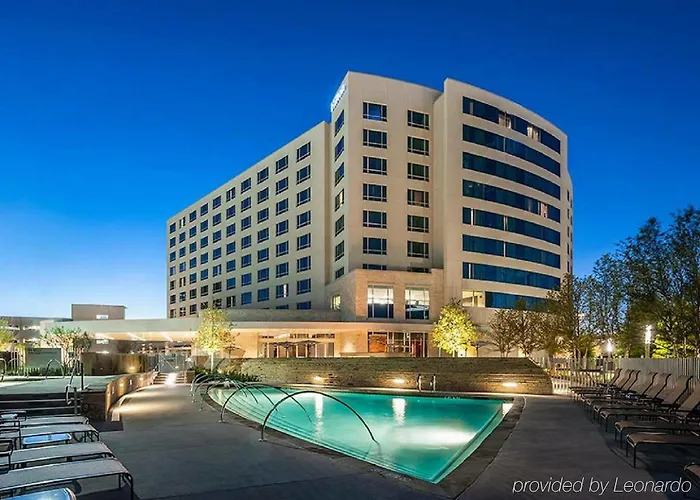 Explore Top Rated Accommodations: Best Hotels in Plano Revealed