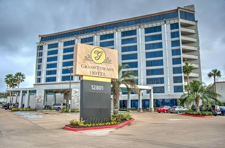 grand tuscany hotel