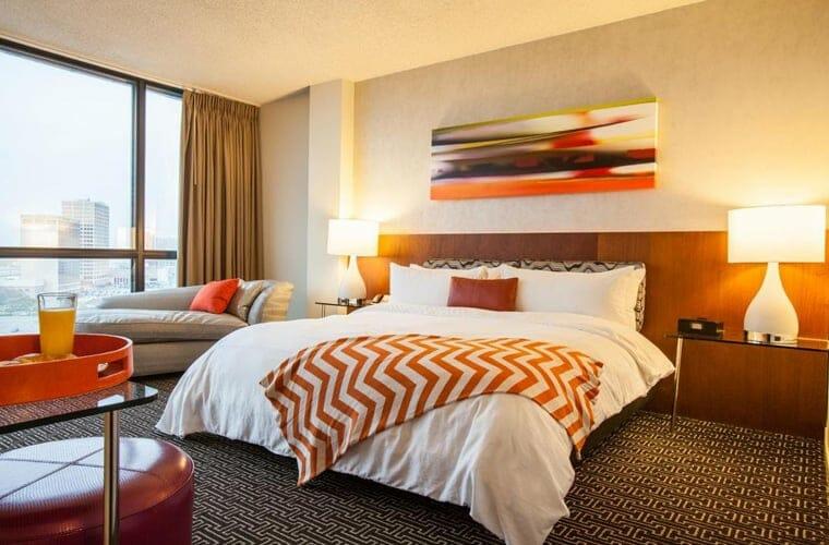 hotel derek