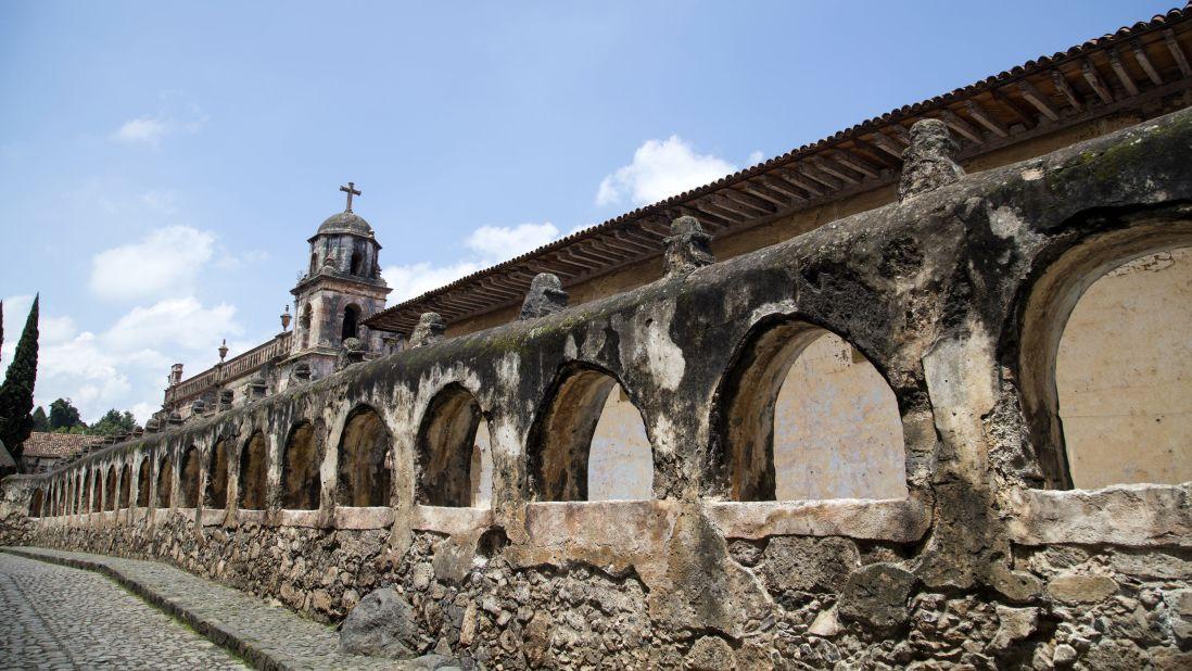 Discover the prettiest towns in Mexico, like Pátzcuaro, Michoacán.
